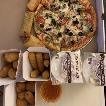 Georgia's Pizza - We got the Italian wedding soup, chicken soup. Fried mushrooms, mozzarella sticks. Jalapeño popper, a supreme pizza with everything. - Pizza Near Me - Salem, Massachusetts Georgia's Pizza - We got the Italian wedding soup, chicken soup. Fried mushrooms, mozzarella sticks. Jalapeño popper, a supreme pizza with everything. - Pizza Near Me - Salem, Massachusetts