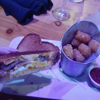 18bin - Steak and Egg Sandwich - Bars Near Me - Las Vegas, Nevada