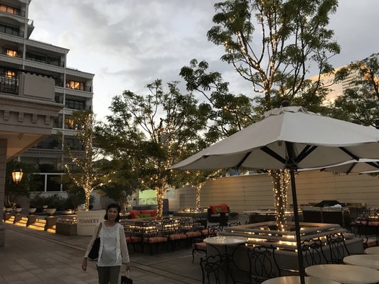 LA SUITE KŌBE by null