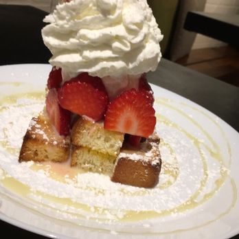 KrungThep Tea Time - Two strawberry koala snacks, whipped cream, strawberry ice cream, fresh strawberries and toasted bread. - Tea Rooms Near Me - Winter Park, Florida KrungThep Tea Time - Two strawberry koala snacks, whipped cream, strawberry ice cream, fresh strawberries and toasted bread. - Tea Rooms Near Me - Winter Park, Florida