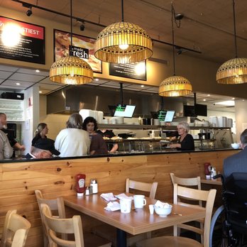Sunset Grill - Interior - Breakfast & Brunch Near Me - Niagara-on-the-Lake, Ontario Sunset Grill - Interior - Breakfast & Brunch Near Me - Niagara-on-the-Lake, Ontario