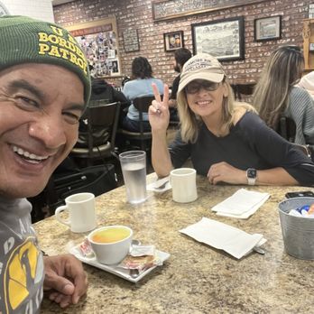 Carolyn's Cafe - Breakfast time - Breakfast & Brunch Near Me - Redlands, California