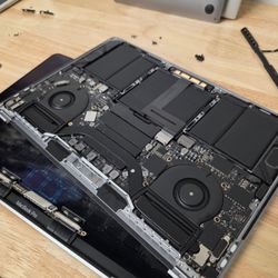 LP Computers - MacBook disassembly, prepping for screen replacement.