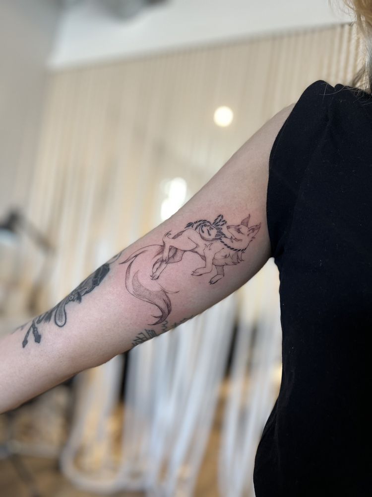 Kunce Tattoo Logo