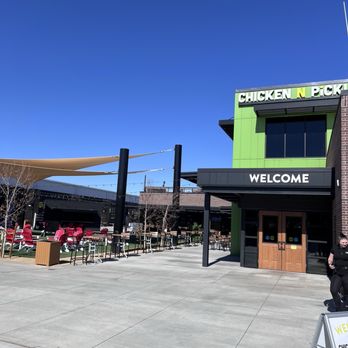 Chicken N Pickle - Pickleball Near Me - Henderson, Nevada