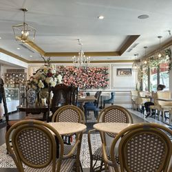 AnNam Bistro and Cafe - Inside of the restaurant
