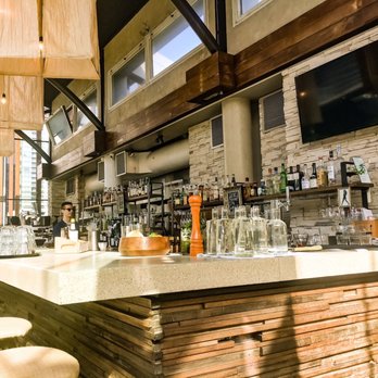 B Restaurant & Bar - Bar - Seafood Near Me - San Francisco, California