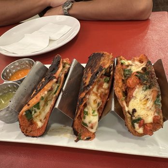 OMG Nafisa's Kitchen - Butter Chicken Taco (3 Taco) - Pakistani Near Me - Morton Grove, Illinois