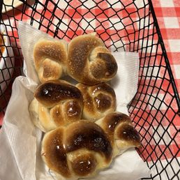 Yummy rolls...soft and just a touch of garlic. Yummy rolls...soft and just a touch of garlic.