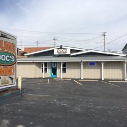 Doc's Guns & Ammo - New store front.