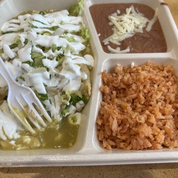 Taco Life Mexican Grill - Enchiladas de Pollo en Salsa Verde - Mexican Near Me - Orange, California