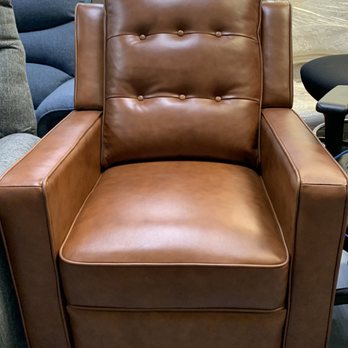 JC’s HOME OUTLET - IT's giving me Dad's Throne vibes - Home Decor Near Me - Bakersfield, California JC’s HOME OUTLET - IT's giving me Dad's Throne vibes - Home Decor Near Me - Bakersfield, California