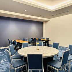 Renaissance Edmonton Airport Hotel