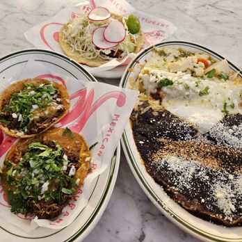El Molino Central - Enchiladas, fish taco, birria tacos - Mexican Near Me - Sonoma, California El Molino Central - Enchiladas, fish taco, birria tacos - Mexican Near Me - Sonoma, California