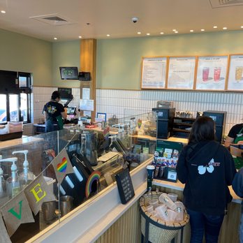 Starbucks - customers at the counter of a coffee shop - Coffee & Tea Near Me - Modesto, California