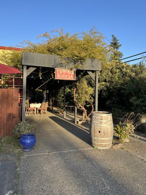 Sonoma Wine Shop / La Bodega Kitchen by null