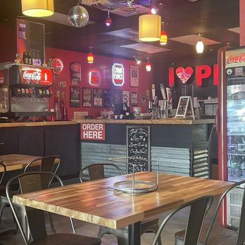 The Pizza Kitchen - Pizza Near Me - Knoxville, Tennessee
