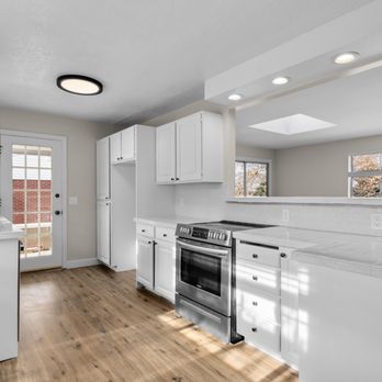Kevin Paffrath - HouseHack - A beautiful HouseHack remodel. - Real Estate Agents Near Me - Ventura, California Kevin Paffrath - HouseHack - A beautiful HouseHack remodel. - Real Estate Agents Near Me - Ventura, California
