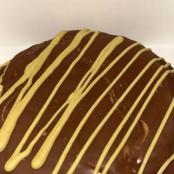 Crumbl - Carlsbad - Dubai cookie - Bakeries Near Me - Carlsbad, California