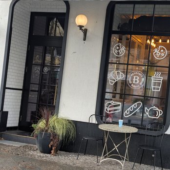 Benedict - Entrance - Breakfast & Brunch Near Me - Berlin, BE Benedict - Entrance - Breakfast & Brunch Near Me - Berlin, BE