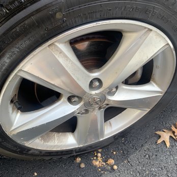 Trax Car Wash - Wheel rim front passenger - Car Wash Near Me - New Brunswick, New Jersey