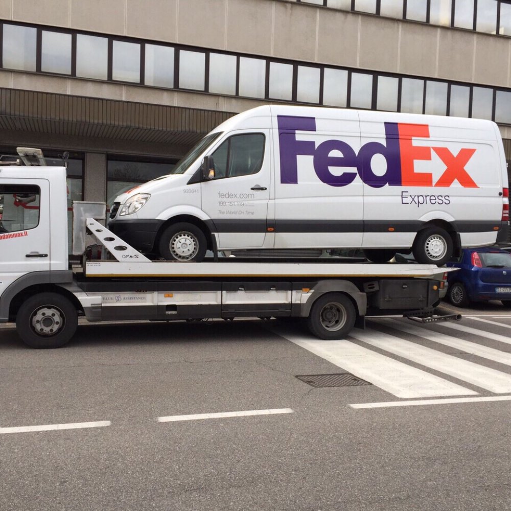 The Best 10 Towing near Carrozzeria Rizzo in Leffe, Bergamo - Yelp, image size:1000x1000