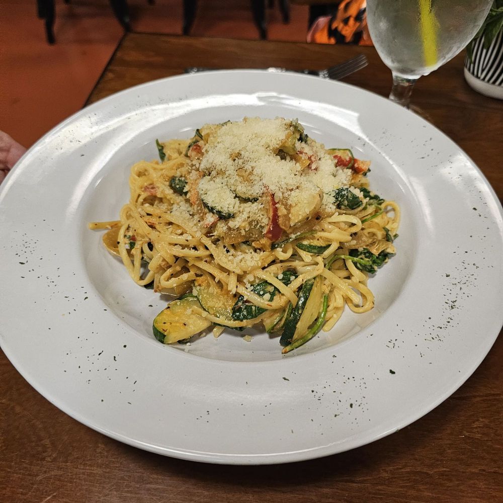 New Town Cafe - Primavera pasta - Breakfast & Brunch Near Me - Turlock, California New Town Cafe - Primavera pasta - Breakfast & Brunch Near Me - Turlock, California