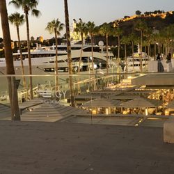 Apartments Everywhere - Vacation Rental