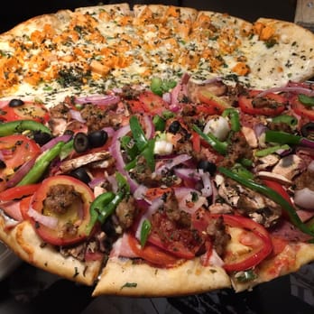 Trackside Pizza - Sooooo good! - Pizza Near Me - Puyallup, Washington