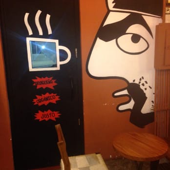 Café Brújula - Wall decor, so cool - Coffee & Tea Near Me - Oaxaca, OAX Café Brújula - Wall decor, so cool - Coffee & Tea Near Me - Oaxaca, OAX