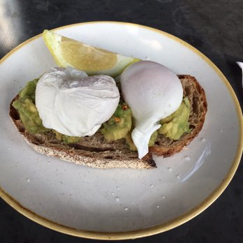 Shoreditch Grind - Poached egg and avocado toast - Coffee & Tea Near Me - London, XGL Shoreditch Grind - Poached egg and avocado toast - Coffee & Tea Near Me - London, XGL