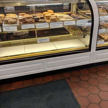 Mike's Pastry - Bakeries Near Me - Boston, Massachusetts Mike's Pastry - Bakeries Near Me - Boston, Massachusetts