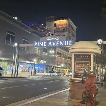 Laurie’s Pie Bar - Outside - Bakeries Near Me - Long Beach, California