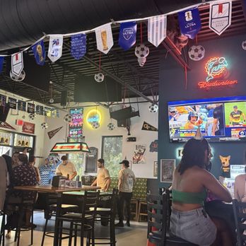 The Hideaway Bar - Dive Bars Near Me - Orlando, Florida The Hideaway Bar - Dive Bars Near Me - Orlando, Florida