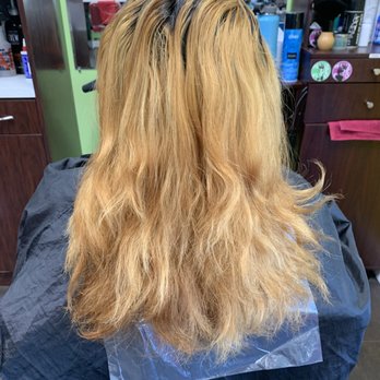 Toni AT - Sad damage bleached hair - Hair Stylists Near Me - San Jose, California Toni AT - Sad damage bleached hair - Hair Stylists Near Me - San Jose, California