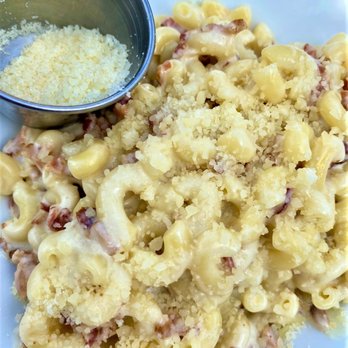 Encore Bistro Francais - Elbow pasta, goat cheese, truffle oil, bacon - French Near Me - Larchmont, New York