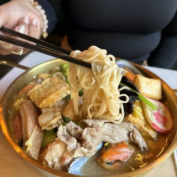 Souper Hot Pot - Chinese Near Me - Toronto, Ontario