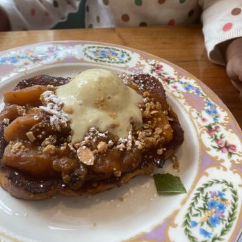 Unconventional Diner - Apple French toast - Breakfast & Brunch Near Me - Washington, DC, District of Columbia Unconventional Diner - Apple French toast - Breakfast & Brunch Near Me - Washington, DC, District of Columbia