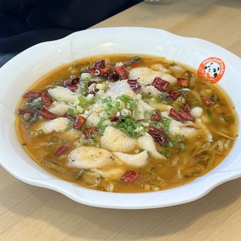 Jinweide Lanzhou Beef Noodles - Fish in pickled cabbage & chili soup - Noodles Near Me - Millbrae, California