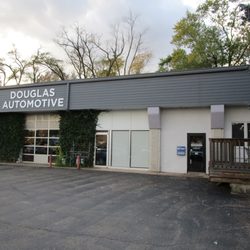 Douglas Auto