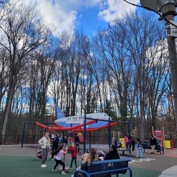 JONATHAN’S DREAM - Updated February 2026 - 22 Photos - 355 Bloomfield