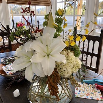 Stems Florist - Flower arrangement - Florists Near Me - Vacaville, California Stems Florist - Flower arrangement - Florists Near Me - Vacaville, California