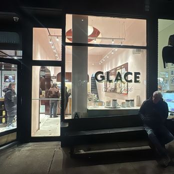 Glace - Outside the store - Ice Cream & Frozen Yogurt Near Me - New York, New York Glace - Outside the store - Ice Cream & Frozen Yogurt Near Me - New York, New York