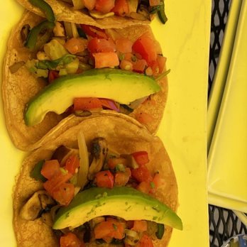 La Mesa Modern Mexican - Veggie Tacos! - Mexican Near Me - St. Charles, Illinois La Mesa Modern Mexican - Veggie Tacos! - Mexican Near Me - St. Charles, Illinois