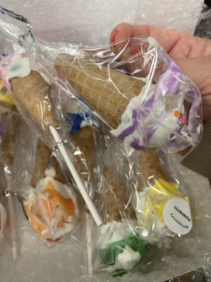 NY Cake Pops by null