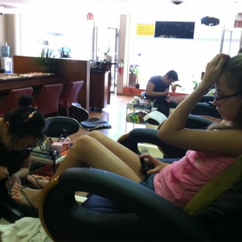 Nail Art - My daughter getting her nails done so she all ready for the first day of school - Nail Salons Near Me - Wilmette, Illinois