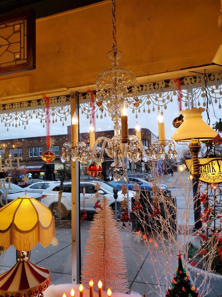 ANTIQUE LAMP CO AND GIFT EMPORIUM Updated August 2024 13 Photos