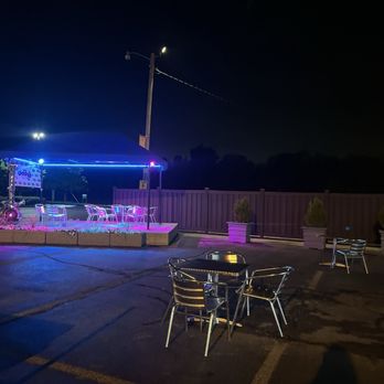 Bobby's Frozen Custard - Ice Cream & Frozen Yogurt Near Me - Maryville, Illinois Bobby's Frozen Custard - Ice Cream & Frozen Yogurt Near Me - Maryville, Illinois