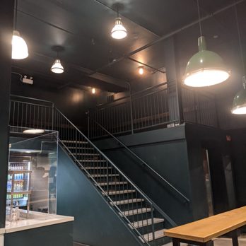 Shelby Burger - the interior of a restaurant - Burgers Near Me - Ottawa, Ontario Shelby Burger - the interior of a restaurant - Burgers Near Me - Ottawa, Ontario