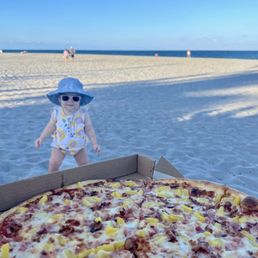 Hawaiian pizza Hawaiian pizza
